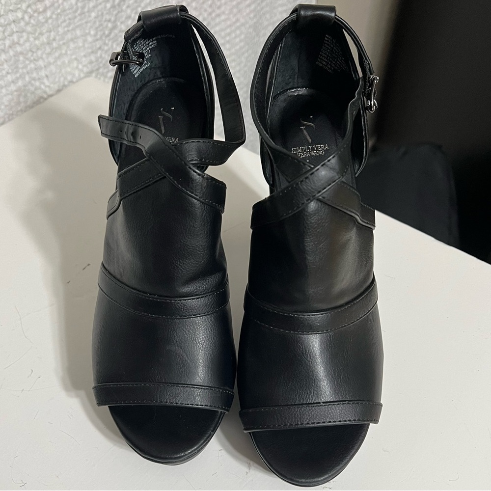 Simply Vera Vera Wang man made leather 5" Heels kohl's 73277  8.5 Med‎